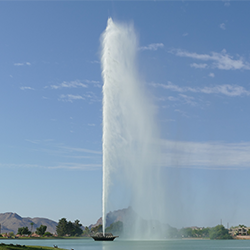 The fountain of Fountain Hills can shoot water to a height of up to 560 feet (170 m).
