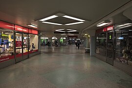 Shops in station entrance, 2018