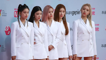 Itzy at Genie Music Awards in 2019, where they won Best New Artist