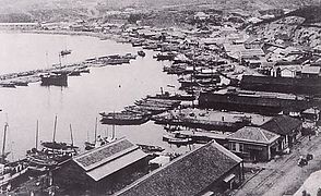 Port of Chongjin during the Japanese colonial era.