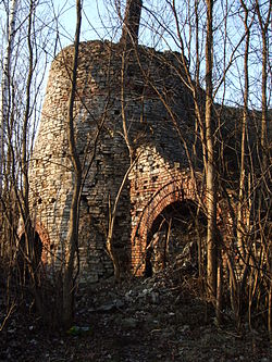 Dilapidated lime kiln