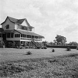 Plantation house (1962)