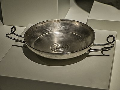 Silver kylix from the tomb of Philip II