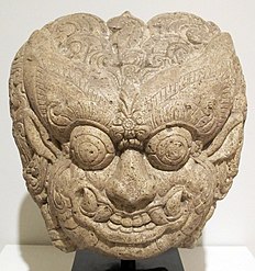 Architectural fragment with a demon's head; 13th-14th century; Philadelphia Museum of Art (USA)