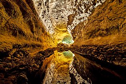 Cueva de los Verdes lava tube