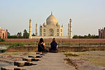 Taj Mahal and grounds: Dalans round Taj Quadrangle