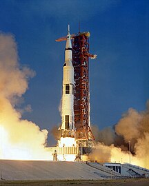 Apollo 11-Saturn V