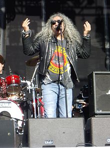 Yosi, the band leader, at Viñarock 2009
