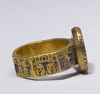 Gold Byzantine wedding ring with scenes from the Life of Christ, 6th century