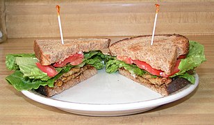 Tempeh sandwich