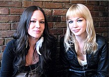 The Pierces, Allison (left) and Catherine (right) in 2008