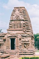 The decoration of the 9th-century Kasivisvanatha temple at Pattadakal includes gavakshas in several forms