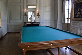 Louis XVI's billiard table returned