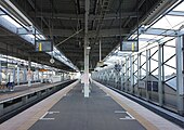 JR East Platforms 3 and 4 November 2011