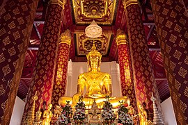 Crowned Buddha, Wat Na Phra Men.