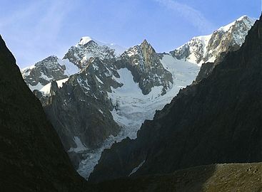The southern Italian side of the Aiguille de Bionnassay, with Aiguille Grises ridge in front
