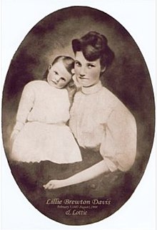 Lillie Davis and her daughter