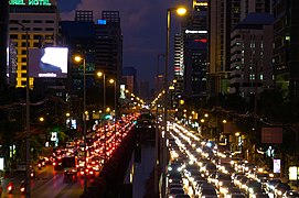 Rush-hour traffic on Sathon Road. (Bang Rak district is shown on the left side.)