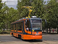 71-623 low-entry tram