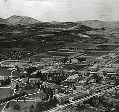 Aerial view of Oregon State University campus taken in 1915