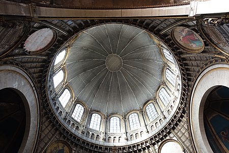 The interior of the dome, eighty meters high, showing its iron structure
