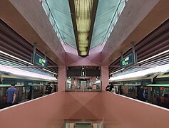 Redhill MRT station
