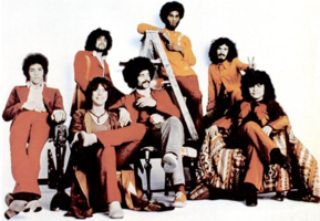 The "classic" line-up in 1971. Left to right: Neal Schon, Gregg Rolie, Michael Shrieve, Michael Carabello, David Brown, Carlos Santana, José "Chepito" Areas
