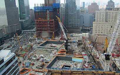 Construction work as of July 28, 2010, as steel reached the 30th floor.