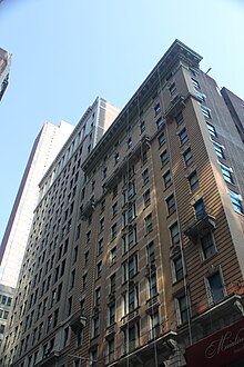 An eastward view of the Redbury New York's facade from 29th Street