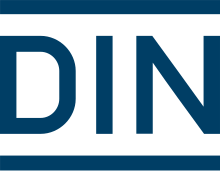 Upper case san-serif letters "d", "i", "n" with narrow black bars above and below