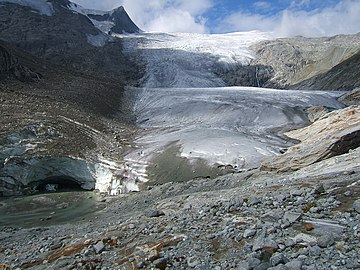 Tongue and Glacier Gate in 2011