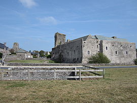 The church, the tidal lavoir, and the castle (L to R)