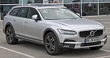 Volvo V90 Cross Country (front)