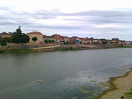A view of the village from across the Garonne river