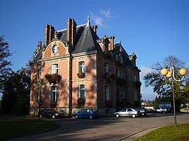 Château de la Beausserie - The Town Hall