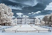Krasiński Palace in winter