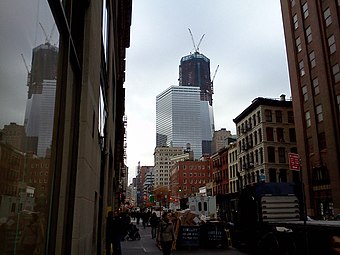 Progress as of November 15, 2011. Steel is past 89 floors, glass is at the 63rd floor, and concrete is past the 80th floor.
