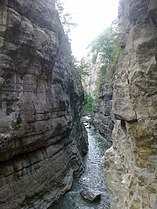 Tutqun river gorge