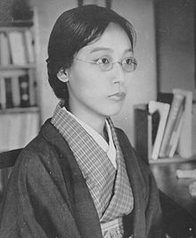 Yamakawa Kikue photographed in 1920