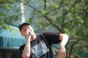 Pip Skid performing at the 2007 Ellice Street Festival in Winnipeg, Manitoba.