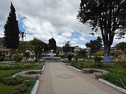 The main plaza in Saraguro