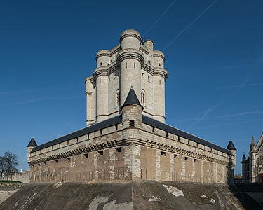 The keep of the Château de Vincennes (restored in the 1860s)