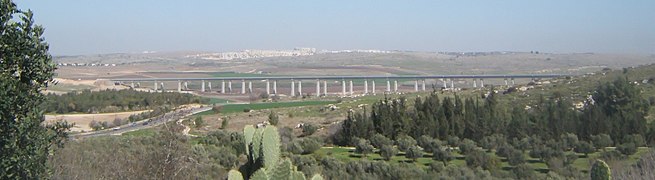 Bridge no. 6, Ayalon valley bridge [he]