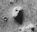 "Face on Mars" – due to Sun's lighting (Viking 1 orbiter; July 25, 1976) (40°45′N 9°28′W﻿ / ﻿40.75°N 9.46°W﻿ / 40.75; -9.46).