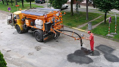 Spray-injection device for pothole repair—all-in-one repair unit in the Czech Republic
