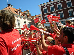 2010 – Red/Green campaign