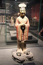 Scholar oficial, 618-907 AD, painted and glazed ceramic (Chinese), Shaanxi History Museum, Xi'an, China[21]