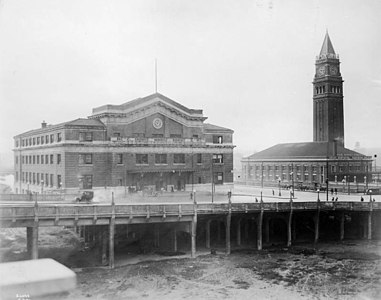 King Street Station and Union Station, 1913