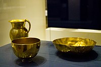 The jug and two bowls