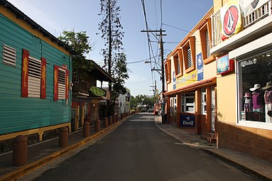 Shops in Pedernales, near Boquerón
